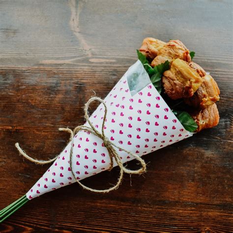 Order flowers for valentine's day toronto. Doughnut and bacon bouquets now available in Toronto for ...
