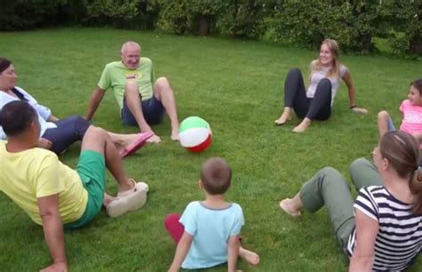Juego ludico para primaria : Juegos de pelota para disfrutar con los niños en casa
