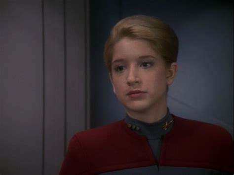 Star Trek Deep Space Nine 622 Valiant Courtney Peldon As Collins