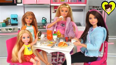 Hemos recopilado lo mejor de los juegos de barbie para ti. Barbie Hermanas Rutina de Mañana y Noche - Jugando con ...