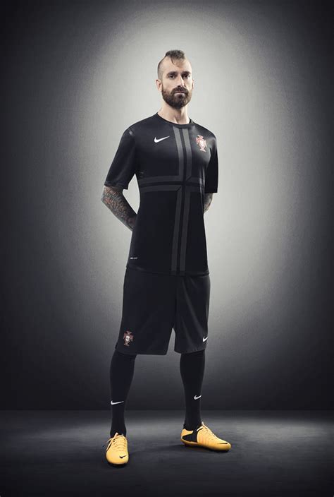 How to get the portugal 2021 kits and logos. Nike Portugal away kit | Domestika