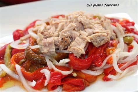 Receta extremeña para la preparación de cabrito guisado, una receta sana y a la vez muy sabrosa, perfecta para receta para elaborar una deliciosa salsa de queso del casar, uno de los quesos curados de oveja más típicos dentro de la gastronomía extremeña. Les punyetetes de la Li: ZORONGOLLO EXTREMEÑO (COCINA ...