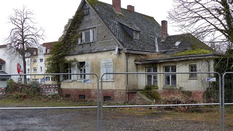 Die telefonnummer für haus der ideen ist 030 7217014. Das alte Haus am Werler Bahnhof wird abgerissen und weicht ...