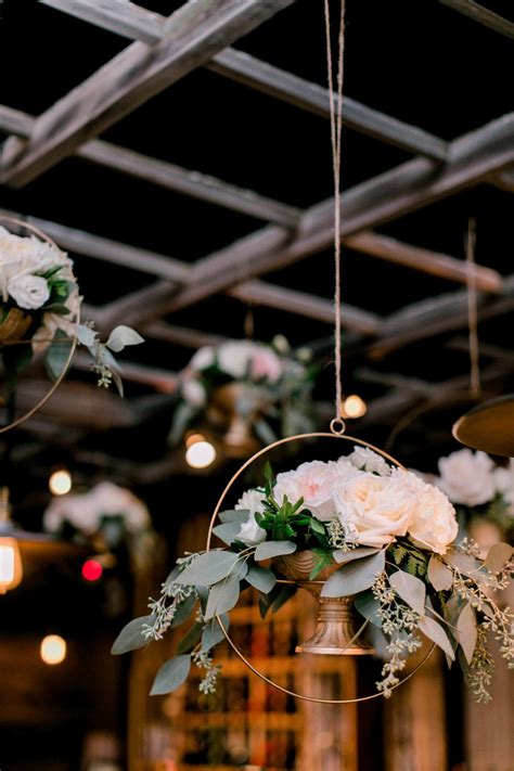 26 Stunning Wedding Ceiling Decor Ideas