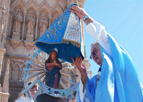 La virgen de luján es la patrona de la república argentina y su basílica, ubicada en la ciudad de luján, pcia. 8 de mayo: Fiesta de Nuestra Señora de Luján