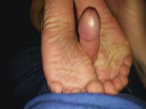 Nylon Feet Worship Lesbians Spitting On Wrinkled Soles Sexy Girls