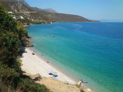 Στο εκκλησάκι των αγίων κωνσταντίνου και ελένης, 1. ΤΡΟΙΖΗΝΙΑ - ΜΕΘΑΝΑ