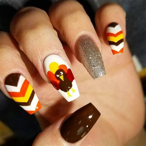 The Best Nail Trends For Cute Fall Manicure Turkey Nails Thanksgiving Nail Art Thanksgiving