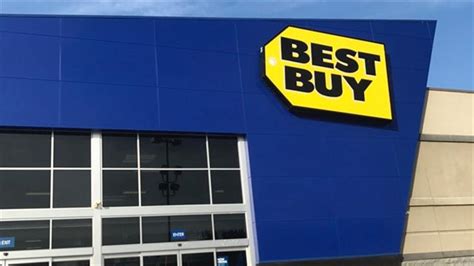 Best Buy Security Guard Fired After Tackling Suspect Who Allegedly