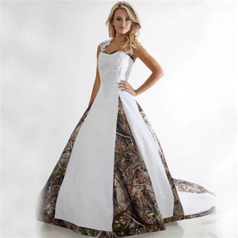 Plus Size Camo Wedding Dress Lace White Camouflage Ball Gown Bridal Dress Chapel Train Vestido