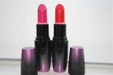 Slave To Vanity Avon Ultra Color Rich Colordiasiac Lipsticks
