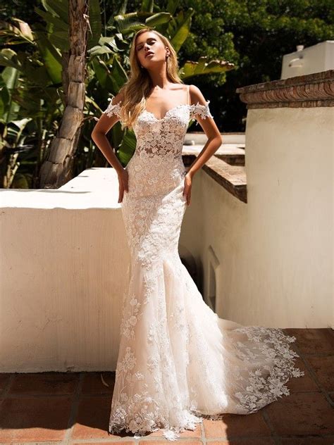 We commit that every wedding dress will be handmade by our skills and thoroughness, additionally with your involvement to the process. Off-Shoulder Mermaid Lace Wedding Dress Moonlight J6710 ...
