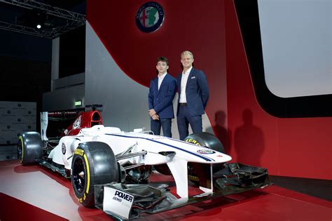 Alfa Romeo Sauber F1 Team вече е факт Информация снимки и видео