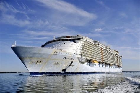 LAMBARITÁLIA O maior navio de passageiros do mundo Oasis of the Seas