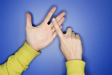 Automatic sign language translators turn signing into text | New Scientist