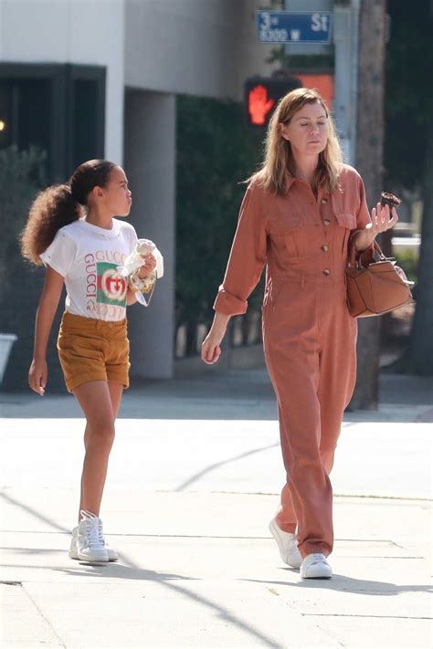 Meredith grey in der serie grey's anatomy seit 2005. Ellen Pompeo Was Seen Out With Her Daughter in Los Angeles ...