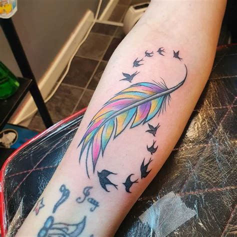 American Indian Feather Tattoos Designs Dorsey Tecame