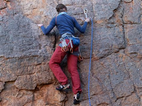 Lead Climbing Master The Basics Trail And Crag