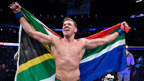 Dricus Du Plessis Makes History As Sa Middleweight Champion