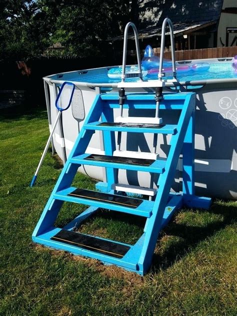 A diy pallet pool may be the cheapest, easiest way to set up a pool in your yard the whole project can cost as little as $80! How To Build An Above Ground Pool Ladder - Round Designs ...