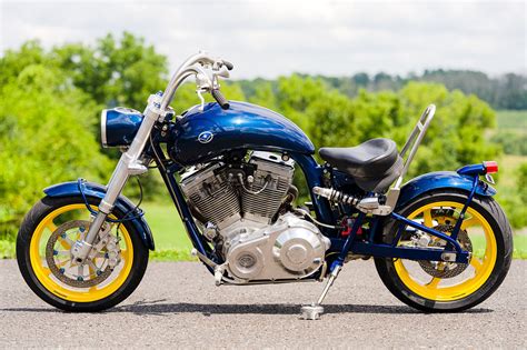 Mcn featured the original version of the hellcat in 1998 and you may also remember that their new. 2000 Confederate Hellcat Roadster (Blue), Zieglerville ...