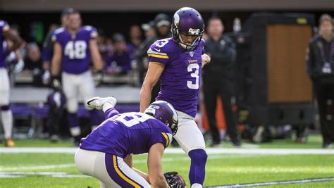 vikings blair walsh airs out frustration with questions on kicking woes