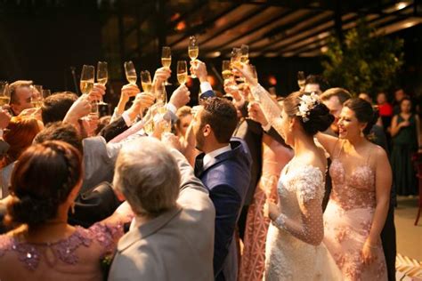 10 Fun And Inexpensive Wedding After Party Ideas Weddings