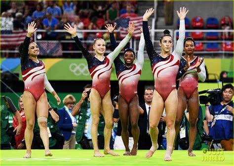 Simone Biles Leads Usa Womens Gymnastics Team To All Around Gold Medal Photo 1008173 Photo