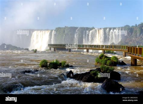 Bridge To Iguazu Falls Hi Res Stock Photography And Images Alamy