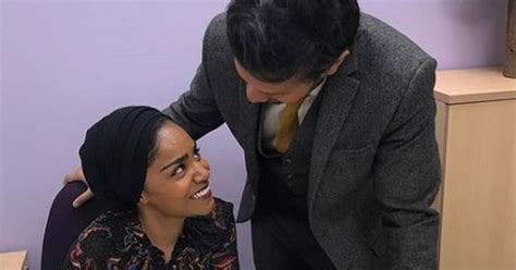 Gbbo Winner Nadiya Hussain Marries Her Husband For A Second Time After