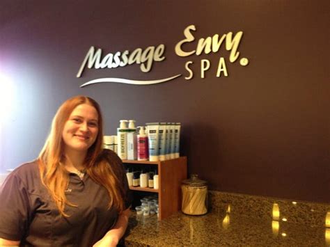 Everest Graduate Named Massage Envys Local Therapist Of The Year