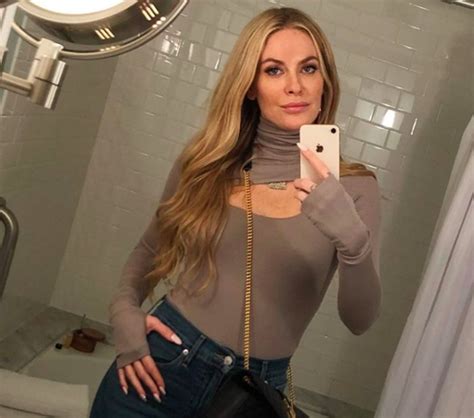 rhony s leah mcsweeney celebrates 90 days sober after stripping naked throwing tiki torches and