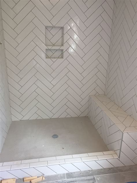 30 Herringbone Pattern With Subway Tile Decoomo