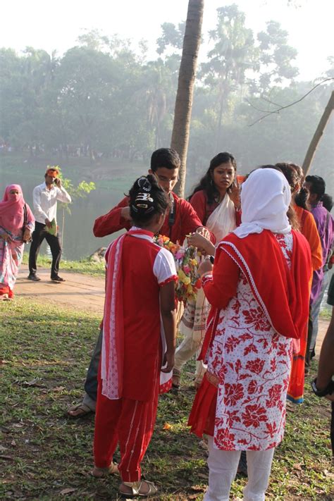 Tradtional Dress Of Bangladesh Ms Adventures