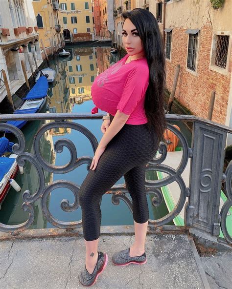 Anastasiya Berthier Height Weight Bio Wiki Age Photo Instagram
