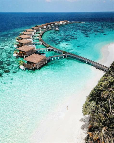 20 Most Beautiful Islands In The World Visit Maldives Dream Vacations Vacation