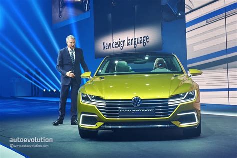 2015 Vw Sport Coupe Concept Gte Revealed With V6 Turbo Hybrid Awd