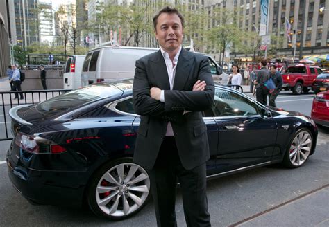 Elon reeve musk frs is an entrepreneur and business magnate. Tesla-Chef Elon Musk „Apple engagiert Mitarbeiter, die wir ...