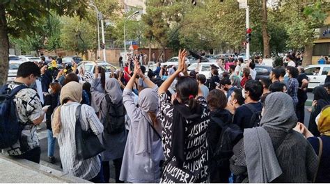 تظاهرات در روز هشتم؛ هر لحظه بر تعداد شهرهای معترض افزوده می‌شود bbc persian
