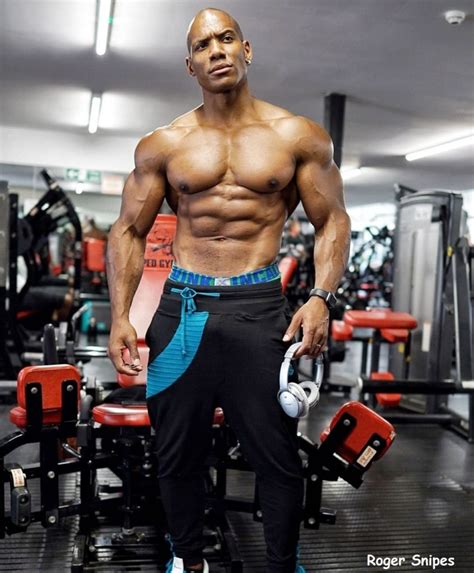 Top Male Fitness Model With Biography Efitnesshelp
