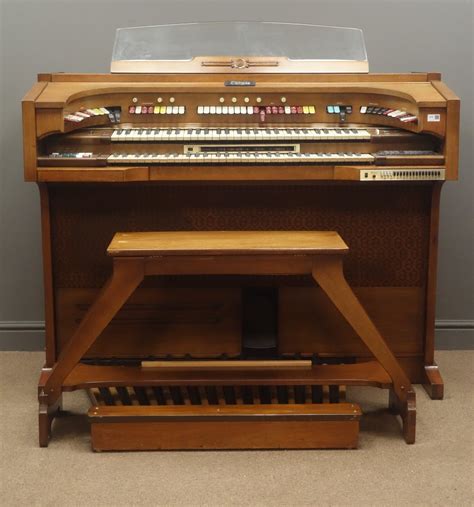 Thomas Celebrity Electric Organ Mahogany Body W138cm H110cm D72cm