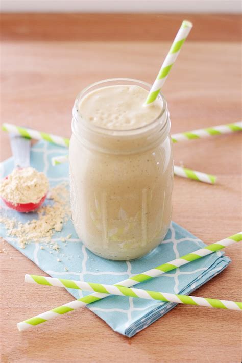 How To Make A Peanut Butter Protein Smoothie