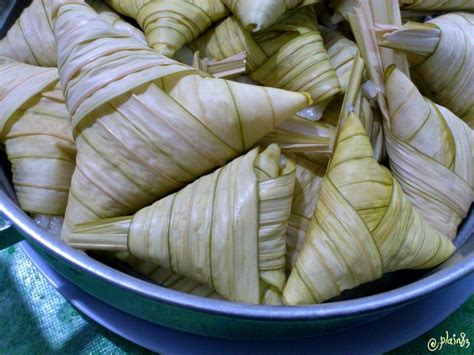 Cara masak pulut guna rice cooker, sesuai untuk penyediaan pulut durian. Takut Makan Ketupat Banyak Dipagi Raya Sebab Angin? Ini ...