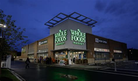 It's a large urban and historic area that contains several smaller neighborhoods and enclaves including boystown, lakeview east, and wrigleyville and is filled with restaurants, boutiques, whole foods and more. Whole Foods in Englewood - CNI Group