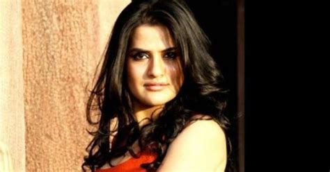 Sona Mohapatra Criticises Kangana Says Using Sushants Death Is The Worst Act Of Opportunism
