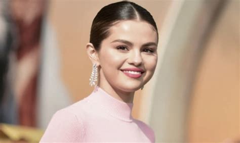 Selena Gomez Planning To Launch Her Brand Rare Beauty In Pakistan