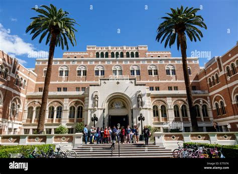 Los Angeles Californiauscuniversity Of Southern Californiacollegecampusbuildingexterior
