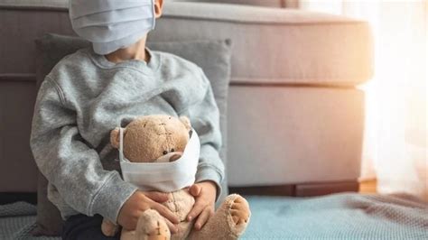 Riscul de spitalizare în rândul copiilor infectați cu SARS CoV de sub