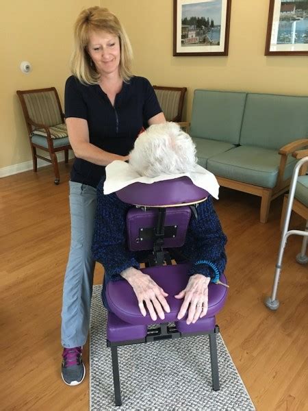 Benefits Of Massage For People Who Are Elderly Or Have Dementia
