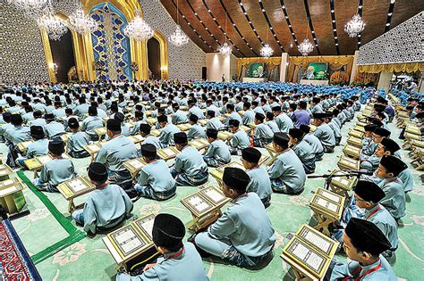 Savesave khatam al quran for later. Khatam Al-Quran Ceremony for His Majesty Sultan Brunei's ...